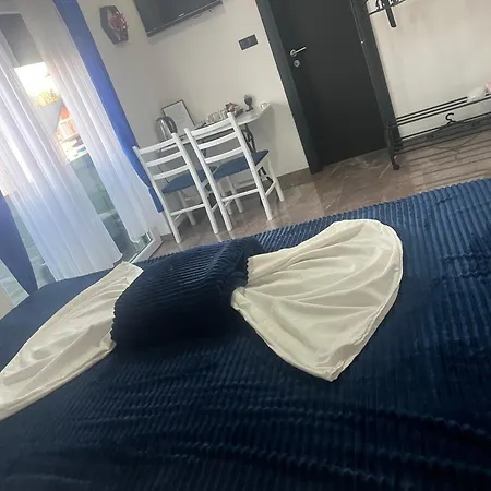 M&dz شقة بيهاتش